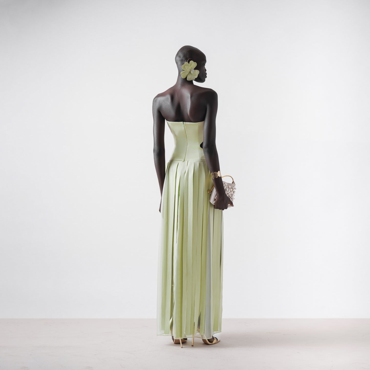 LOOK 10