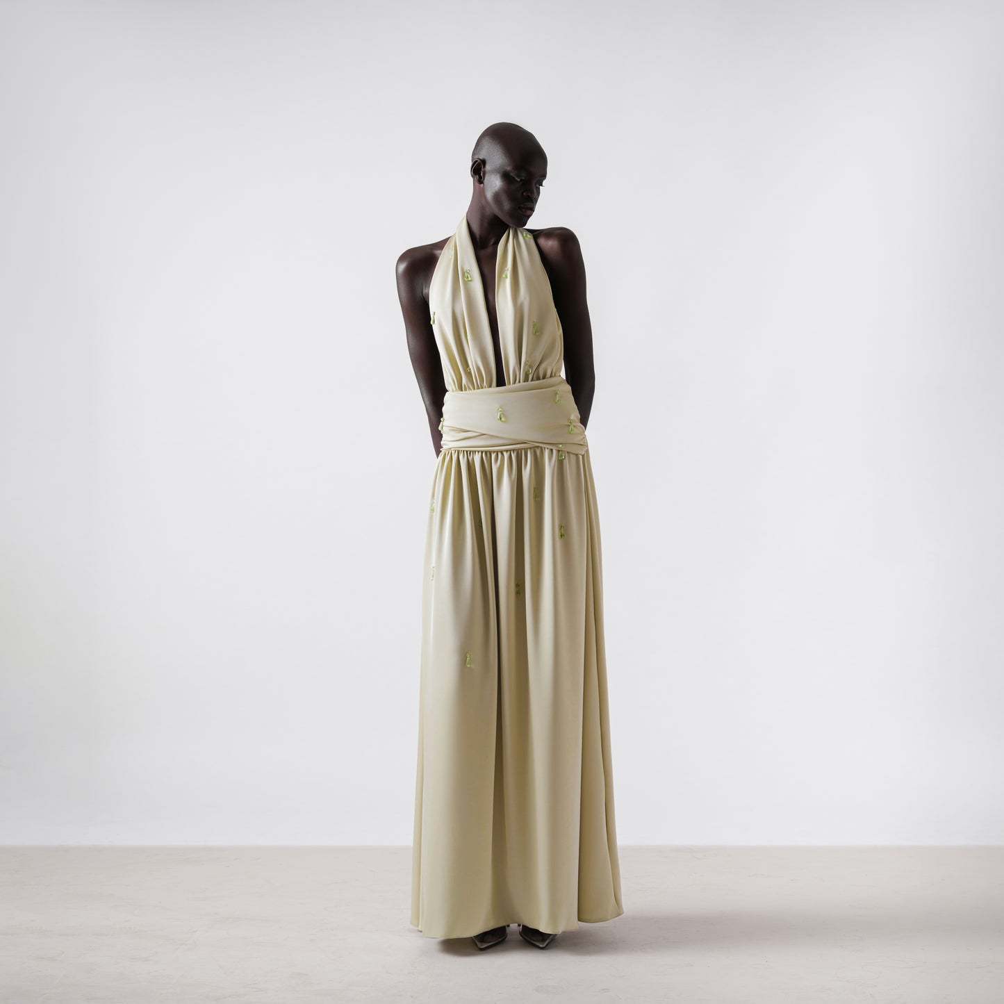 LOOK 19