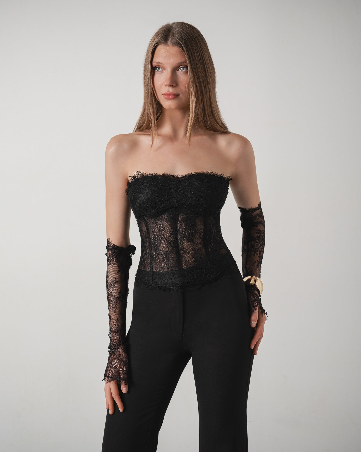 LOOK 16