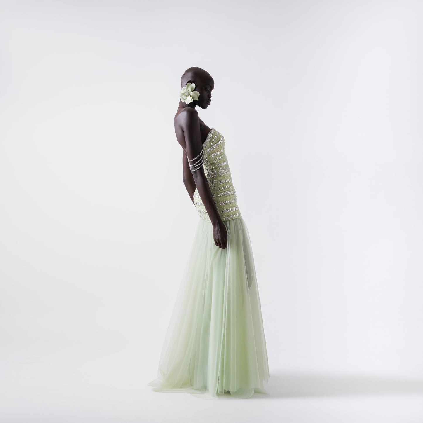 LOOK 8