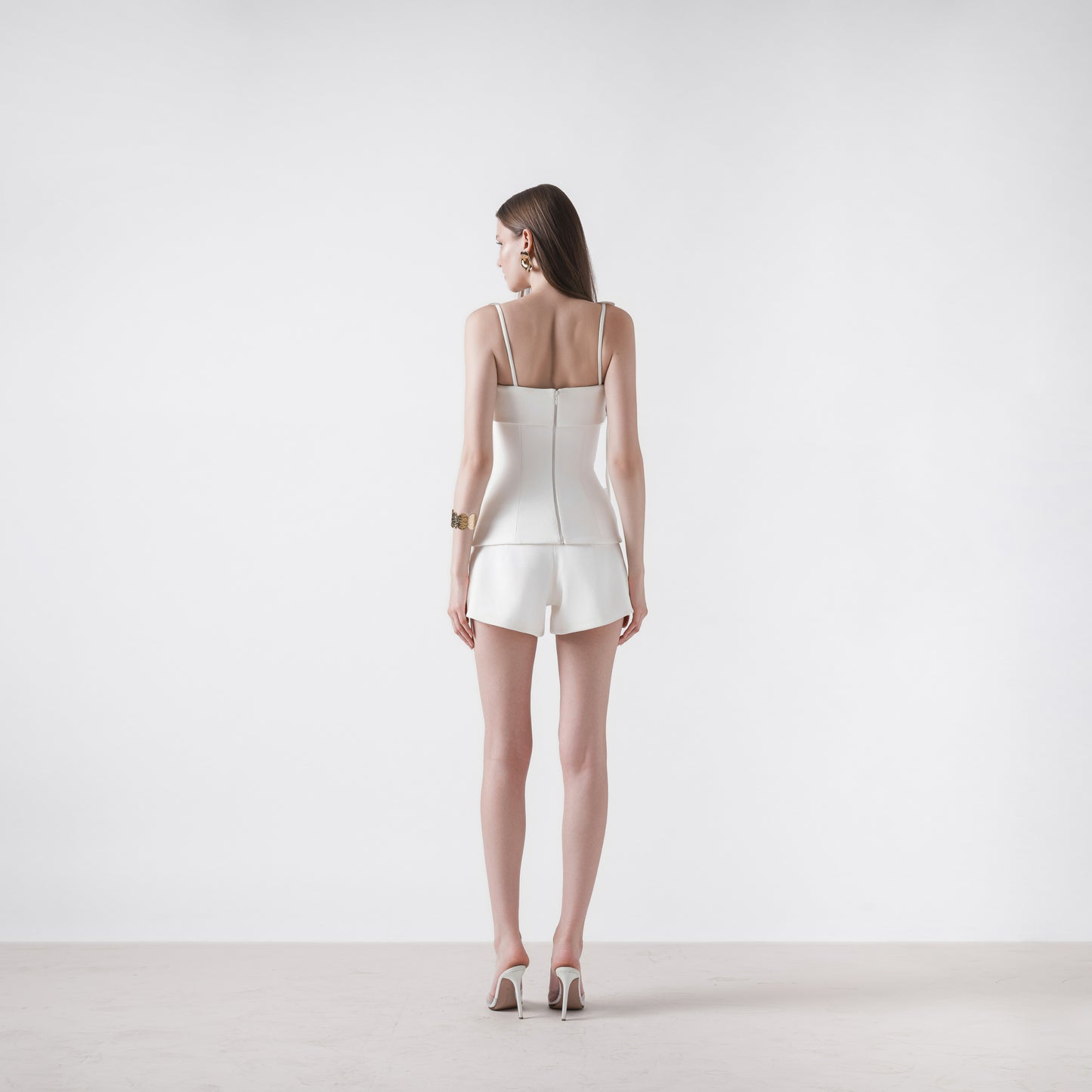 LOOK 17