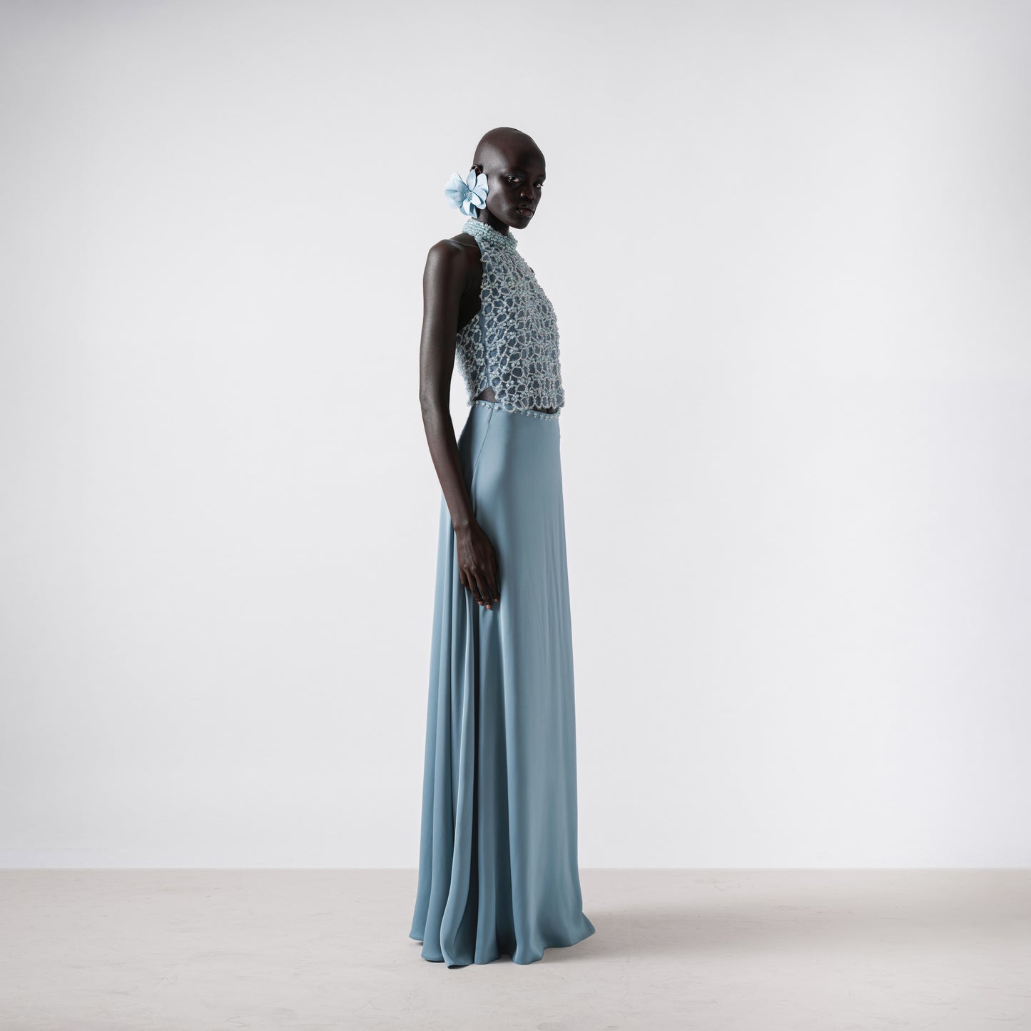 LOOK 18