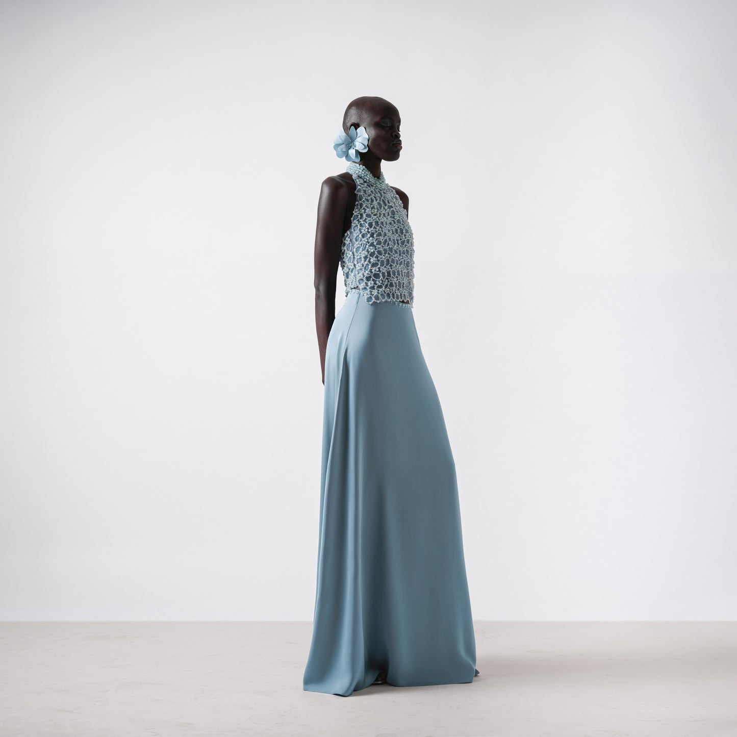 LOOK 18