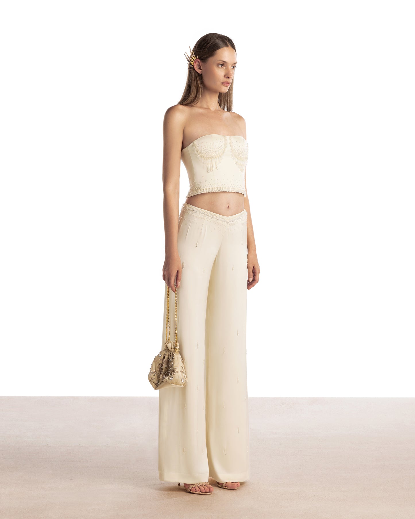 LOOK 16