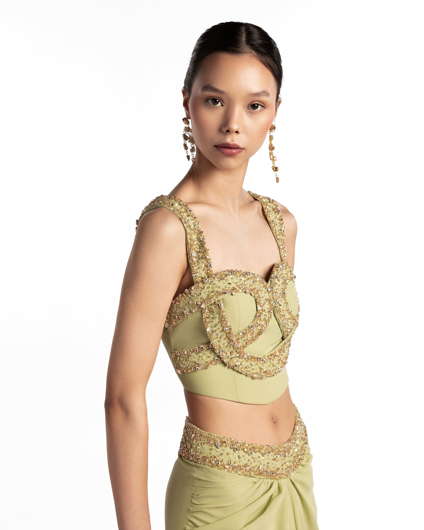 LOOK 19